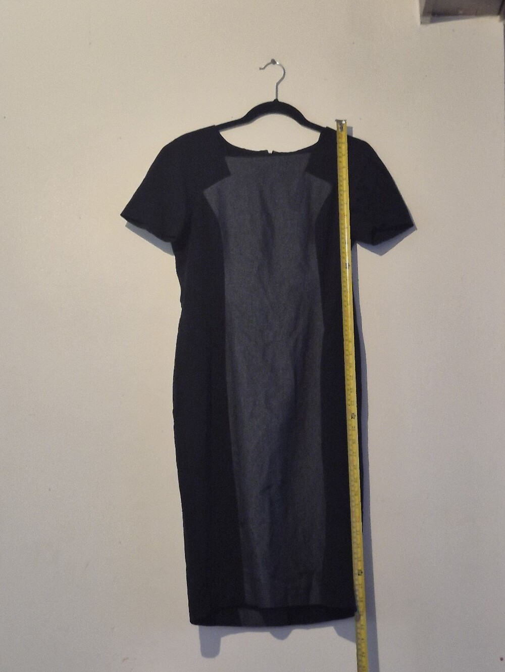 Dress - Picture 2 of 4